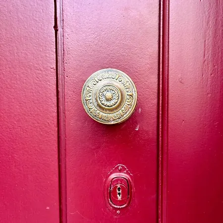 Casa Rosa Com Ac 아파트 코임브라