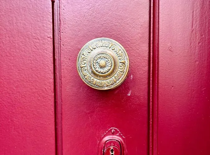 Casa Rosa Com Ac Apartment Coimbra