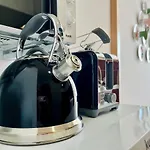 Lägenhet Casa Rosa Com Ac